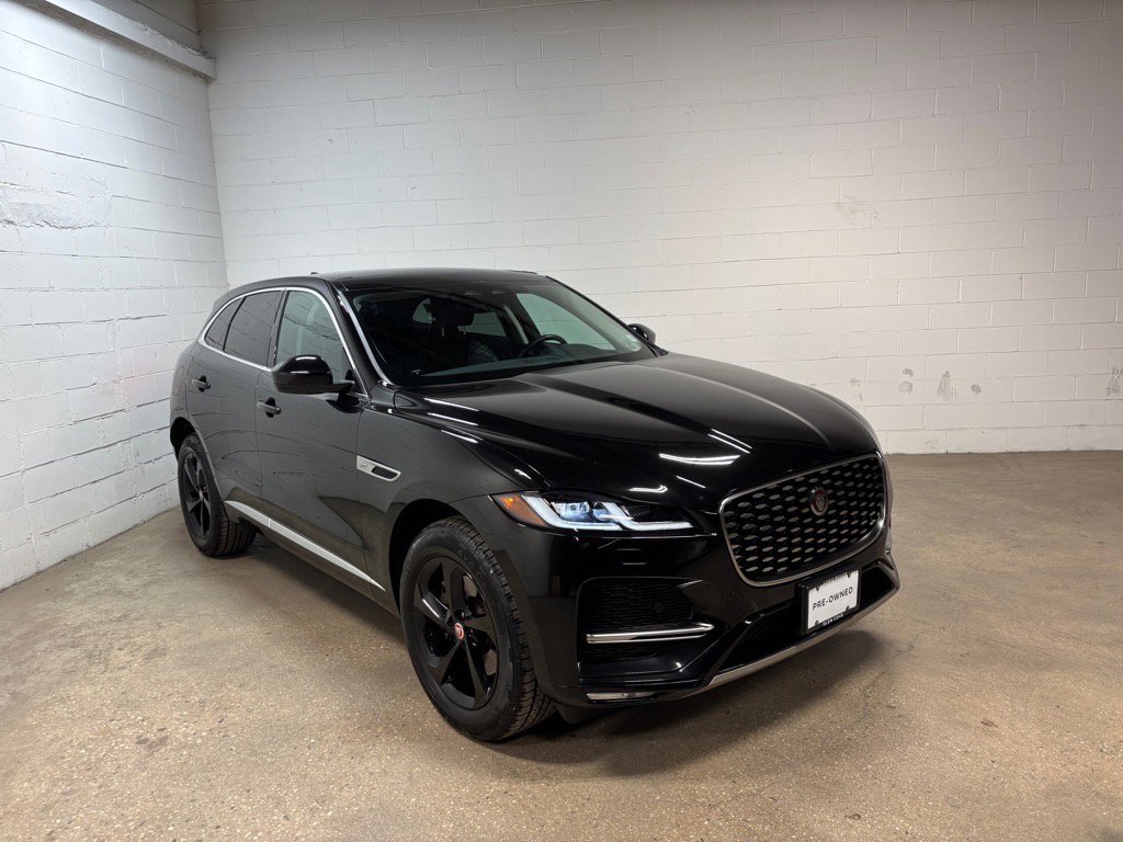Used 2023 Jaguar F-PACE S image 4