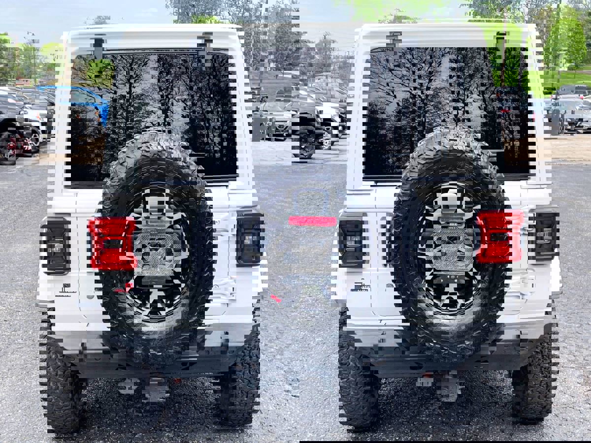 Used 2018 Jeep Wrangler Unlimited Rubicon w/ Dual Top Group AWD/4WD image 8