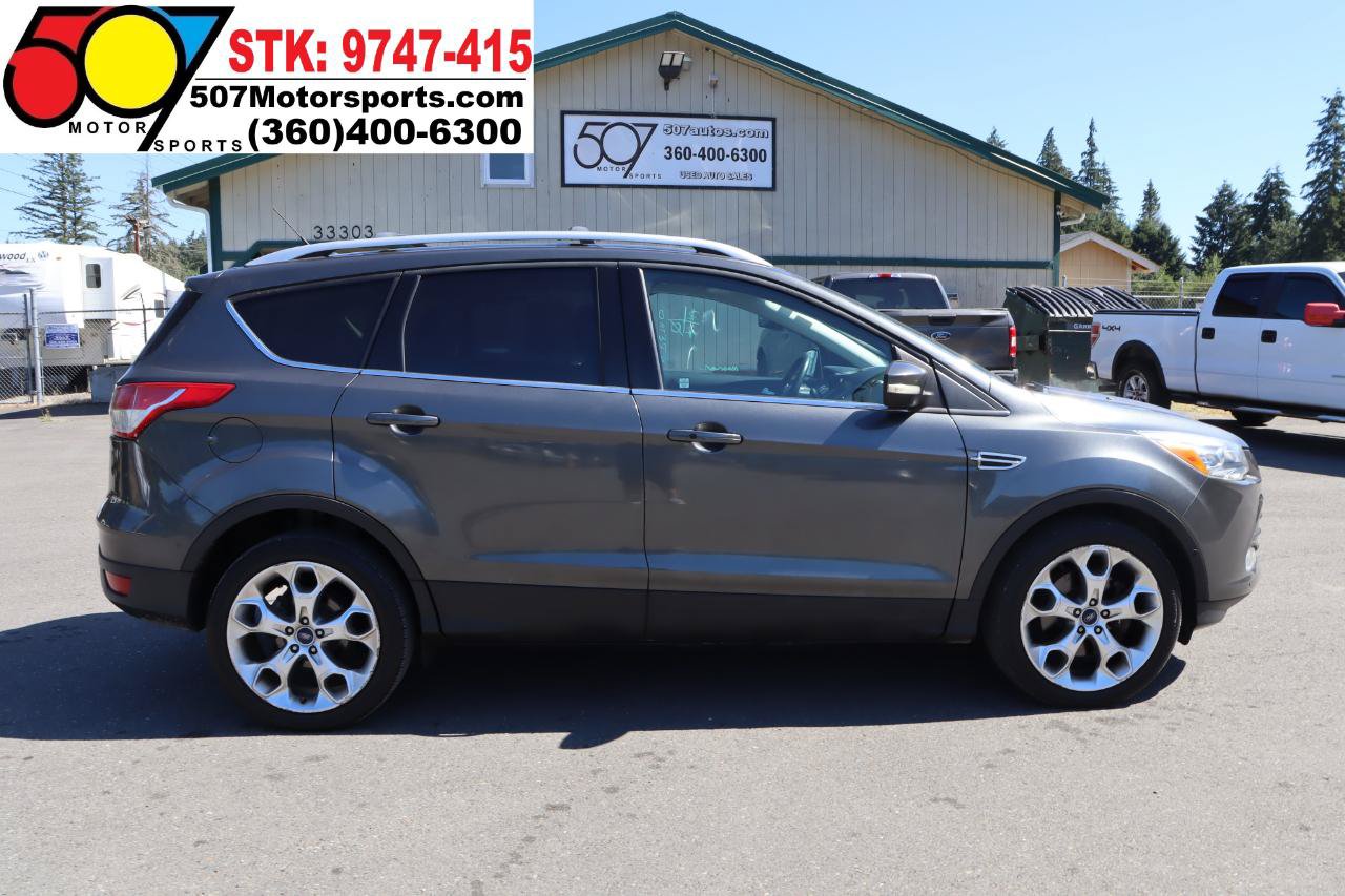 Used 2015 Ford Escape Titanium w/ Equipment Group 301A AWD/4WD image 9