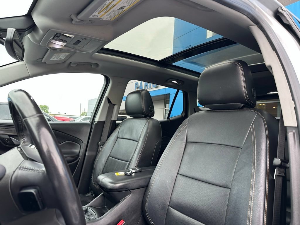 Used 2021 GMC Terrain SLT FWD image 15