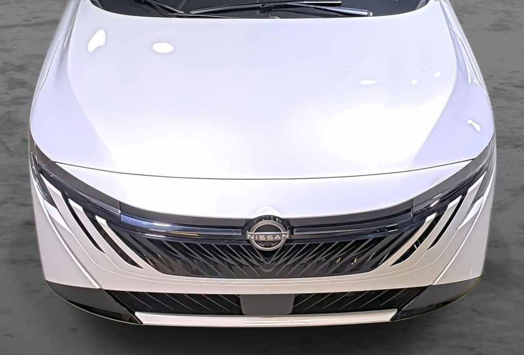 New 2026 Nissan Sentra SL w/ Floor Mat Package FWD image 17