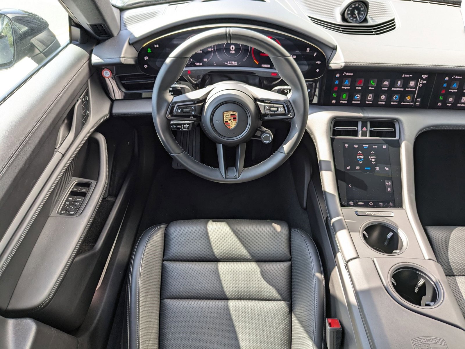 New 2024 Porsche Taycan 4 Cross Turismo image 16