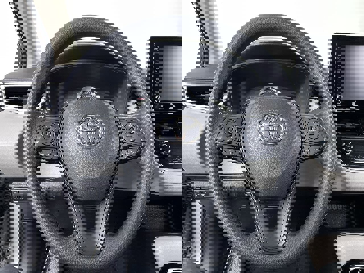 Used 2022 Toyota Corolla LE image 13