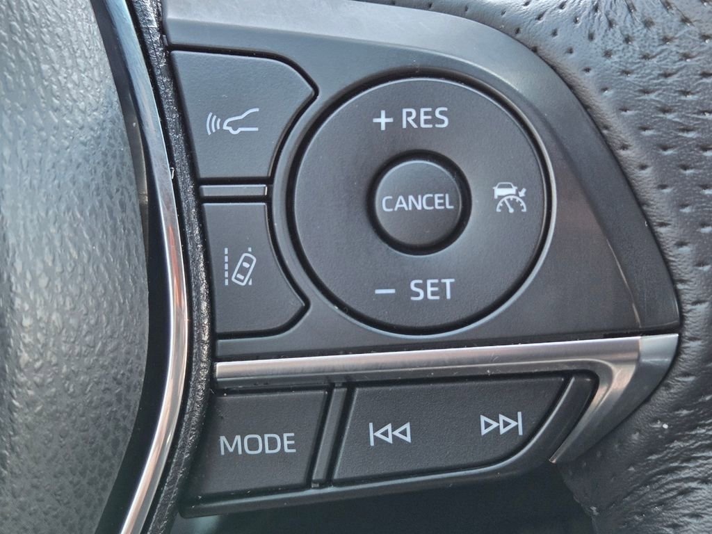 Used 2021 Toyota Avalon Limited w/ Advanced Safety Package FWD image 18