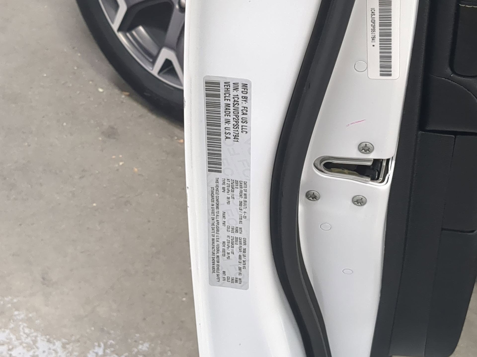 Used 2023 Jeep Wagoneer Series III w/ Preferred Equipment Group image 26