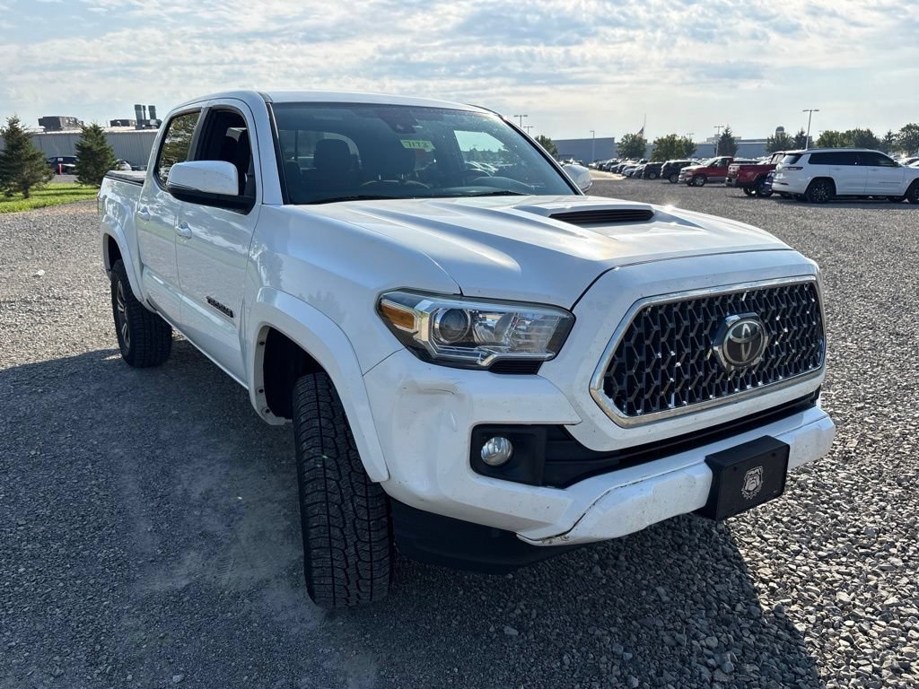Used 2019 Toyota Tacoma TRD Sport w/ Technology Package AWD/4WD image 13
