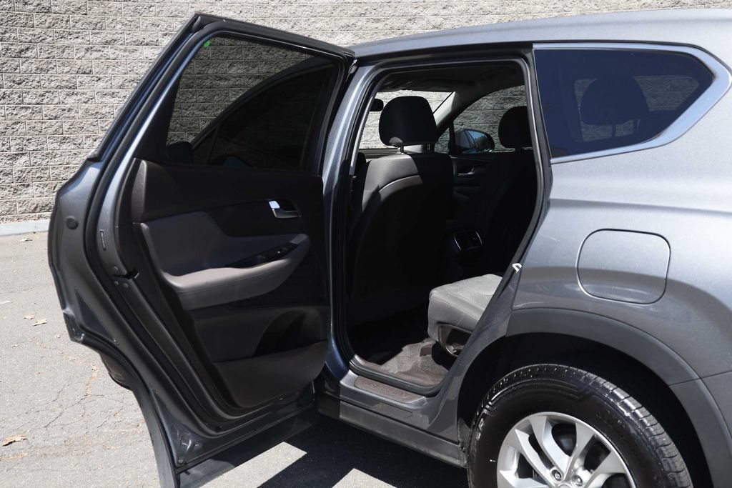 Used 2019 Hyundai Santa Fe SE AWD/4WD image 21