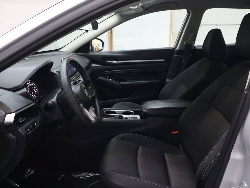Used 2021 Nissan Altima 2.5 SV AWD/4WD image 16