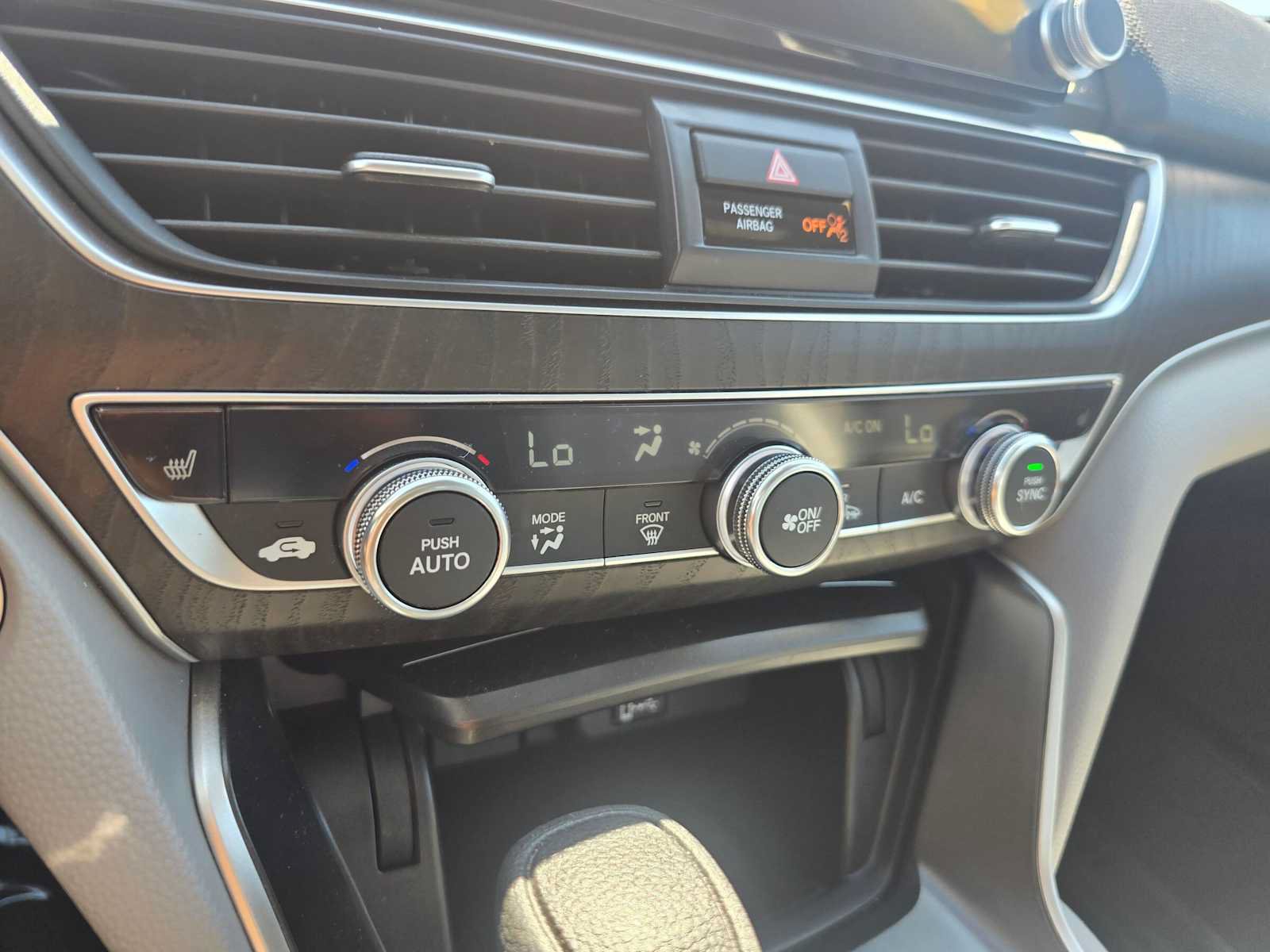 Used 2020 Honda Accord EX image 29