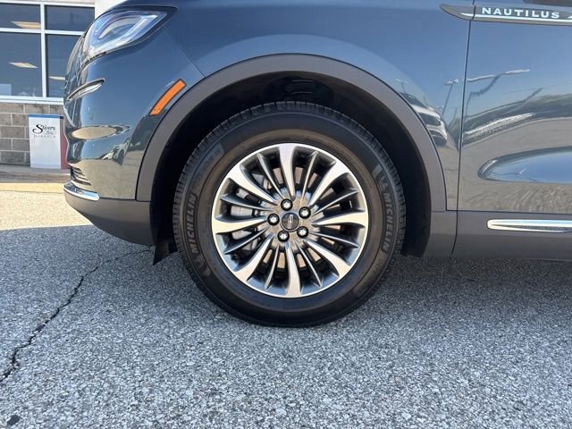 Certified 2022 Lincoln Nautilus AWD w/ Premium Package image 42