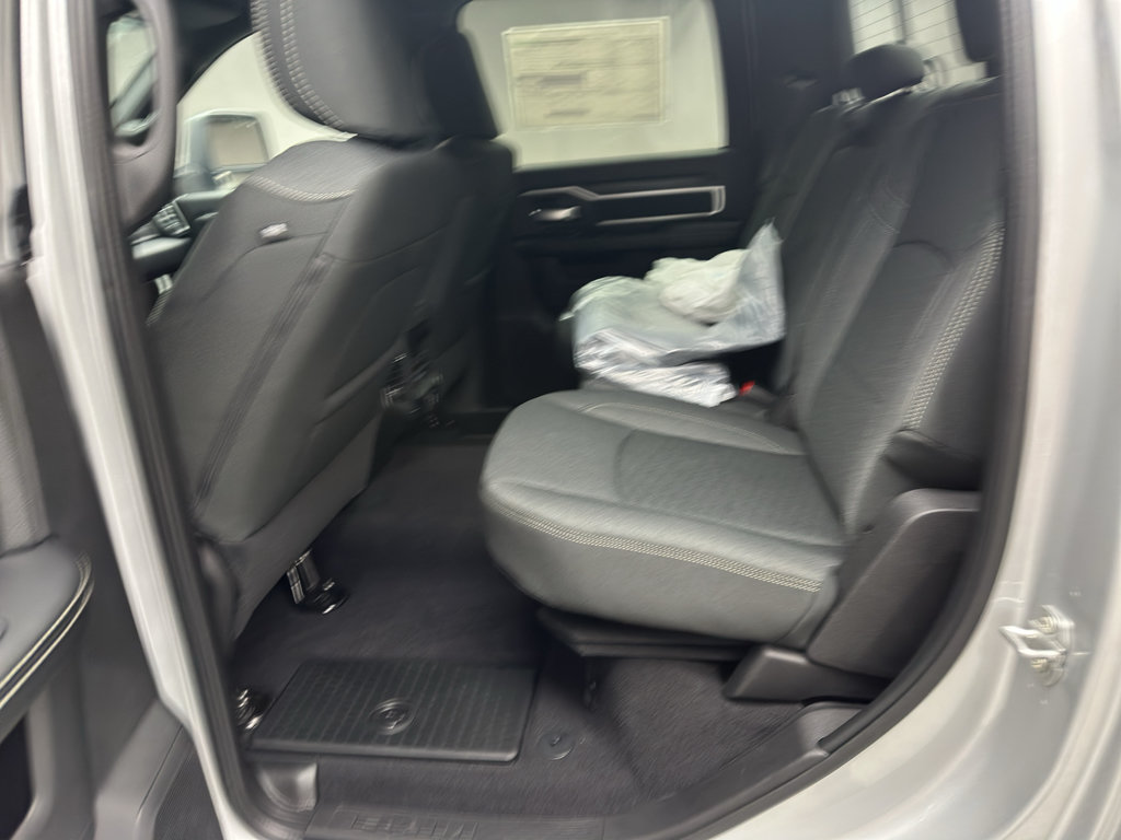 New 2026 RAM 2500 Big Horn AWD/4WD image 9