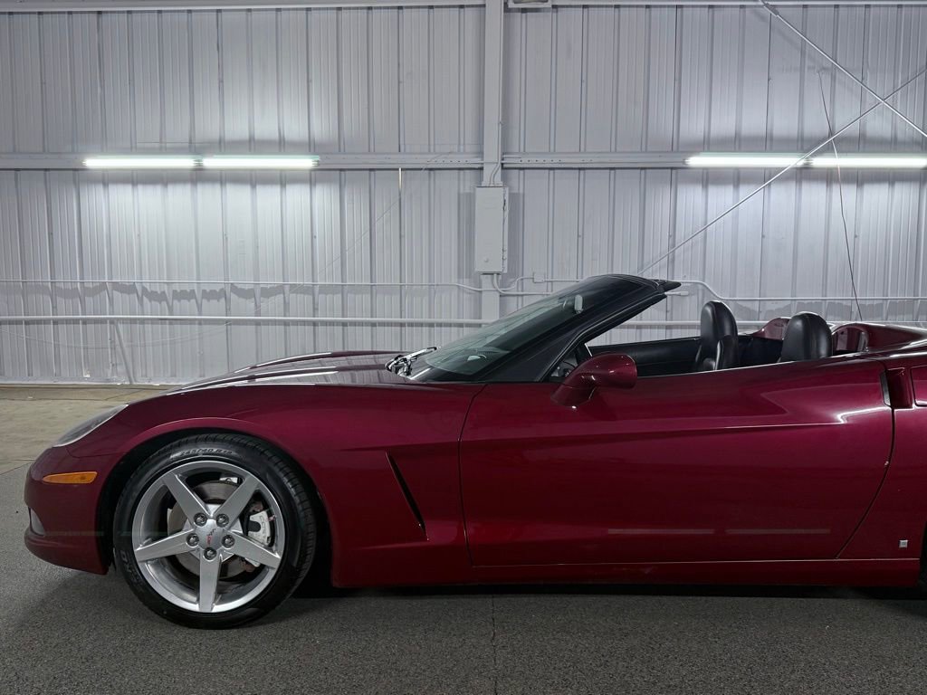 Used 2006 Chevrolet Corvette Convertible w/ Preferred Equipment Group image 30