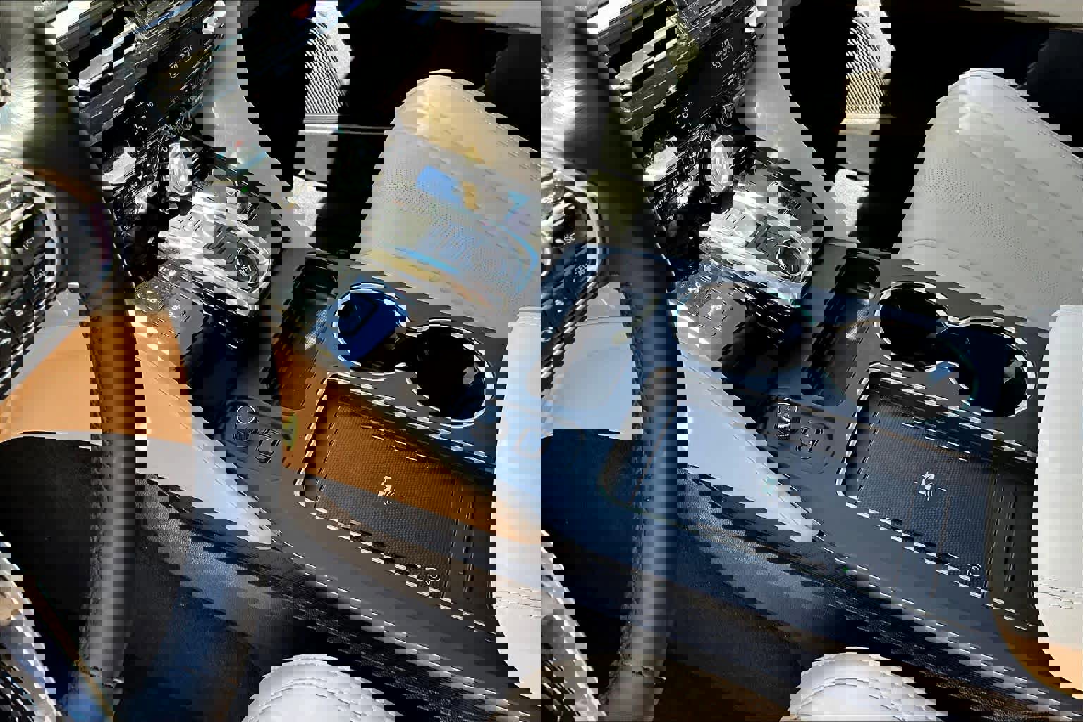 Used 2025 Acura MDX FWD w/ Technology Package image 17