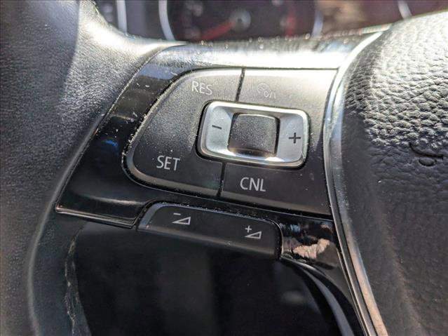 Used 2015 Volkswagen Jetta SE image 16