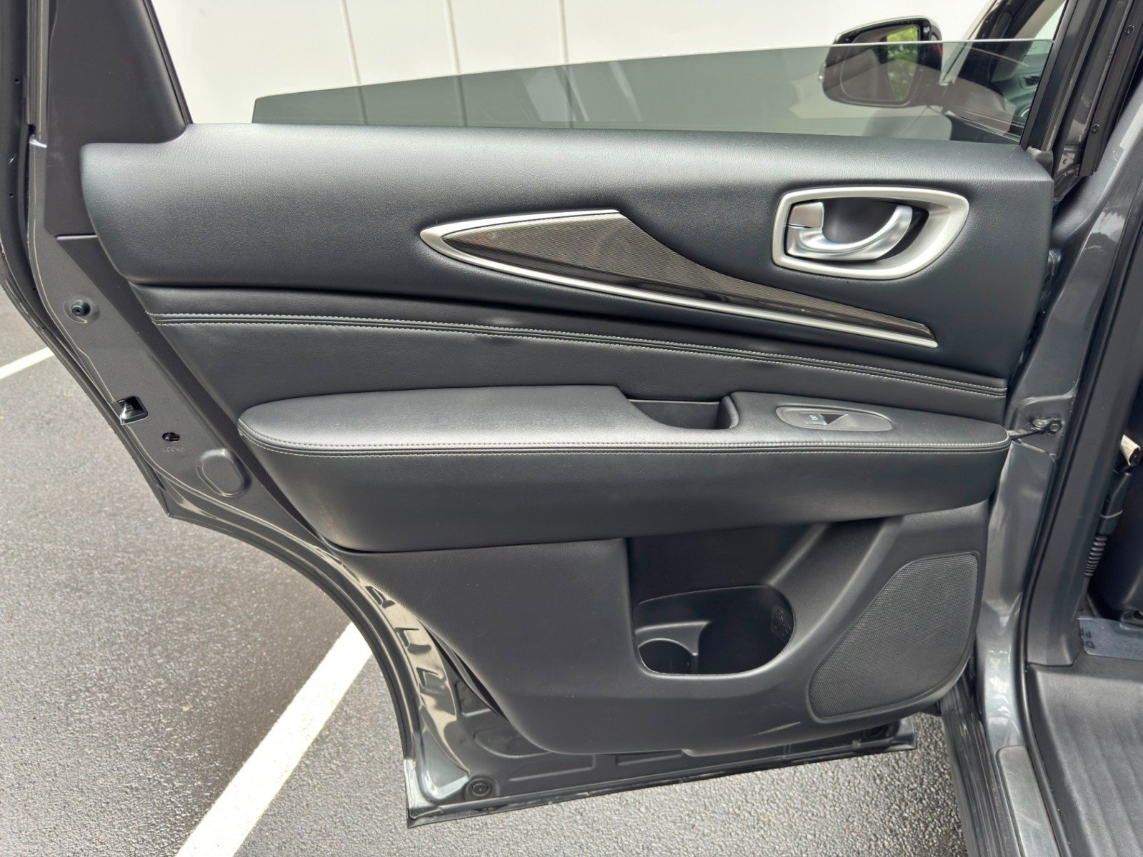 Used 2020 INFINITI QX60 Signature Edition w/ Cargo Package Essential FWD image 46