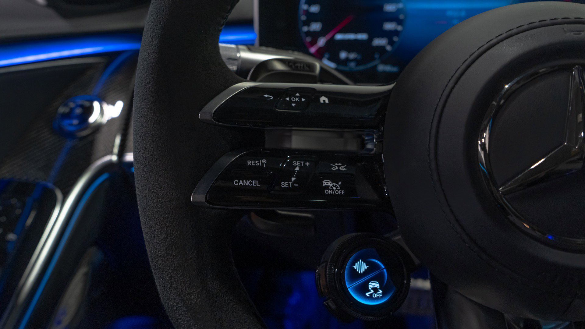 Used 2025 Mercedes-Benz S 63 AMG S image 39