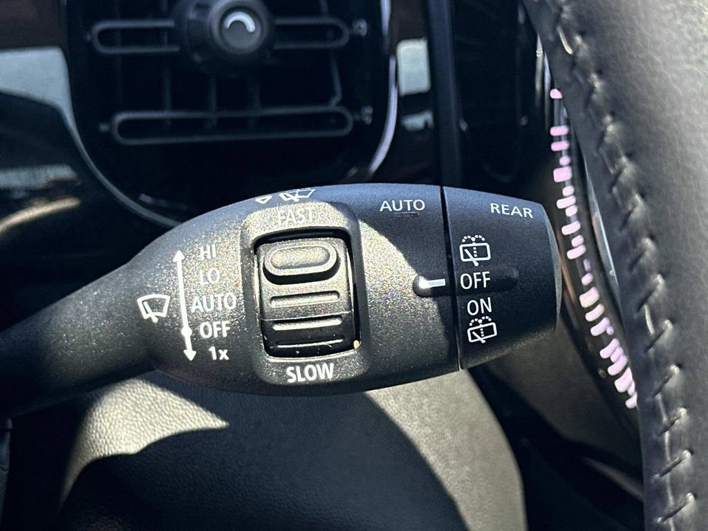 Used 2024 MINI Cooper SE FWD image 19
