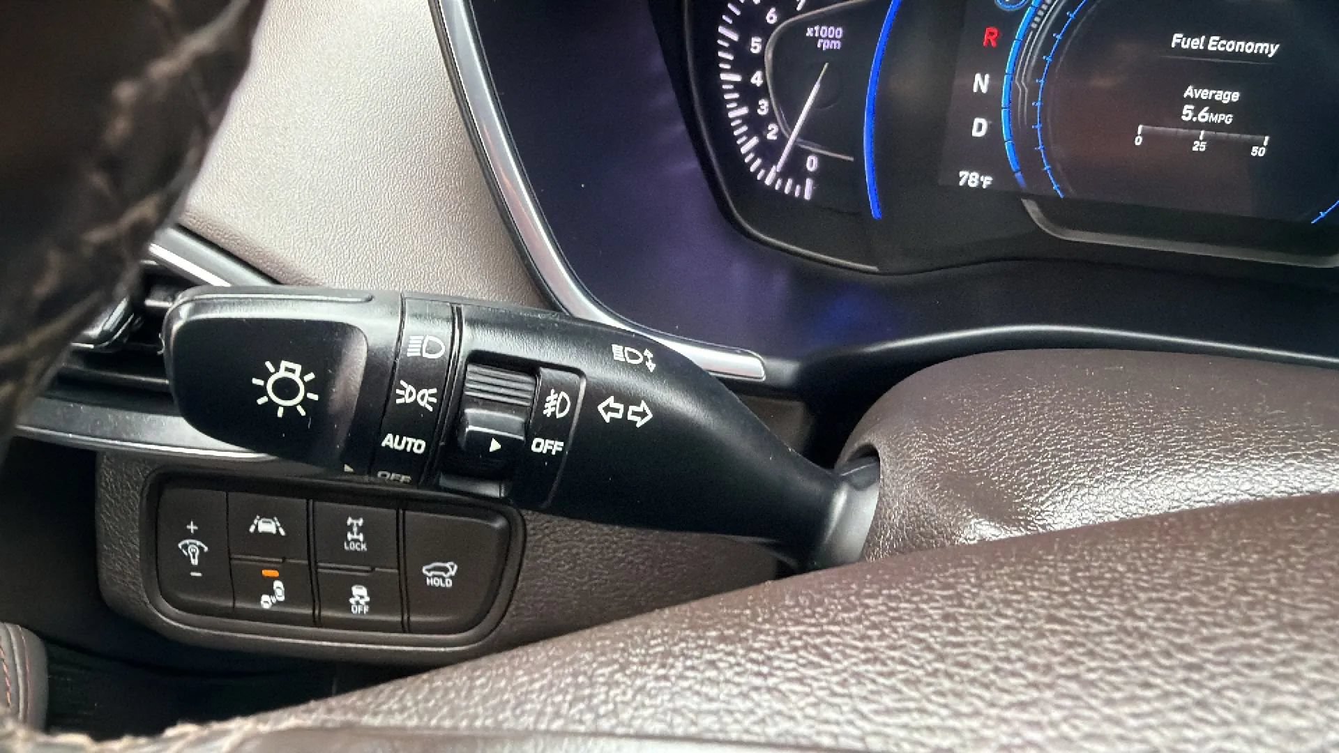 Used 2020 Hyundai Santa Fe Limited AWD/4WD image 14