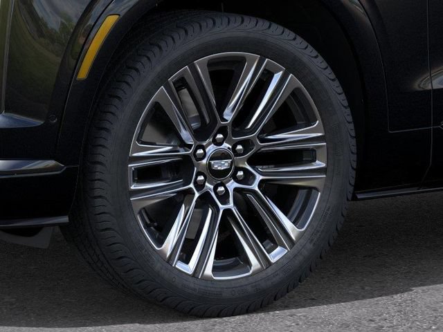 New 2026 Cadillac Vistiq Platinum w/ LPO, Floor Liner Package AWD/4WD image 9