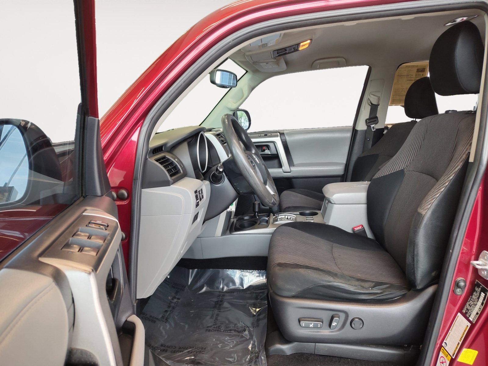 Used 2012 Toyota 4Runner SR5 AWD/4WD image 19