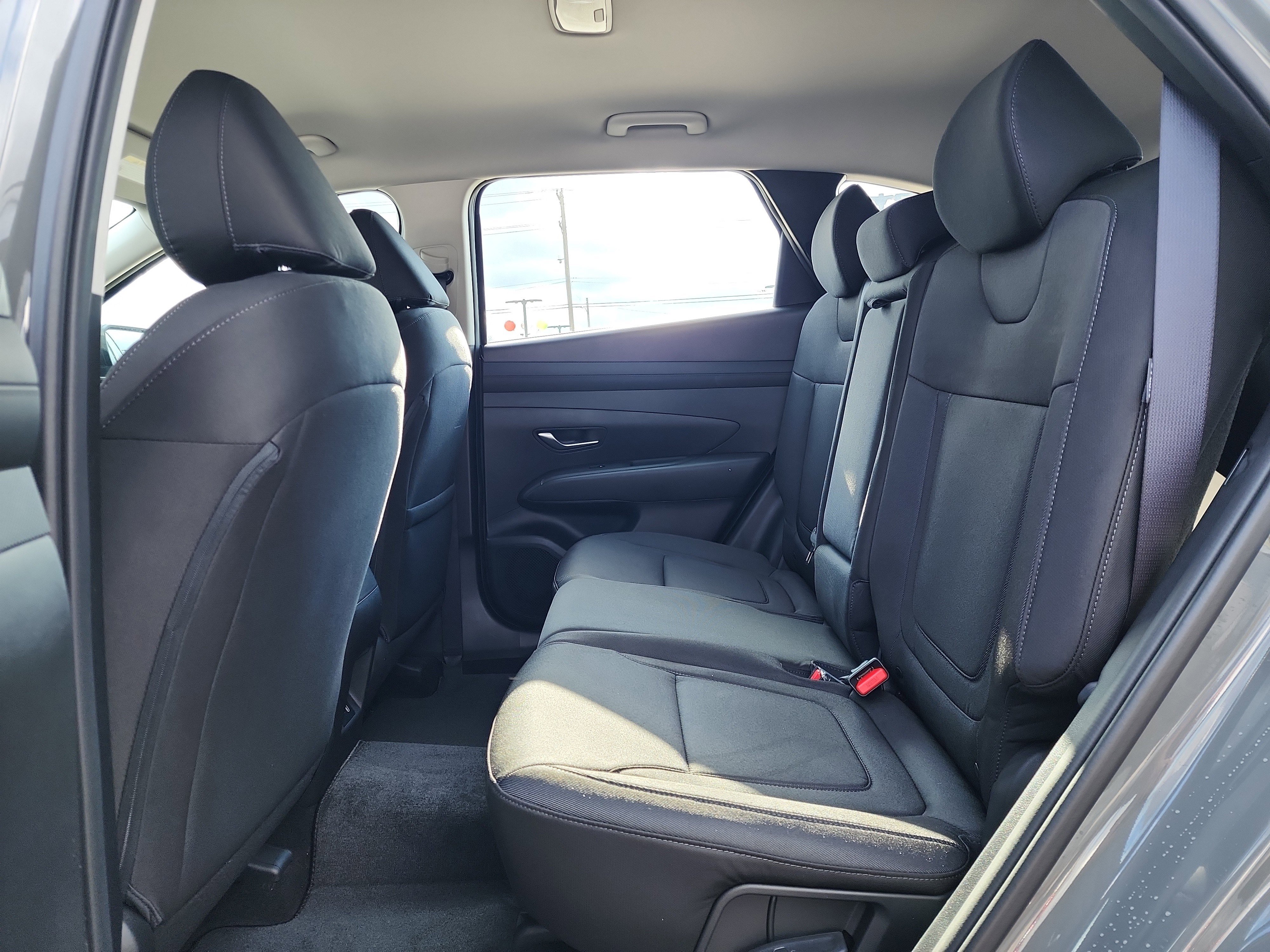 New 2026 Hyundai Tucson SE image 6