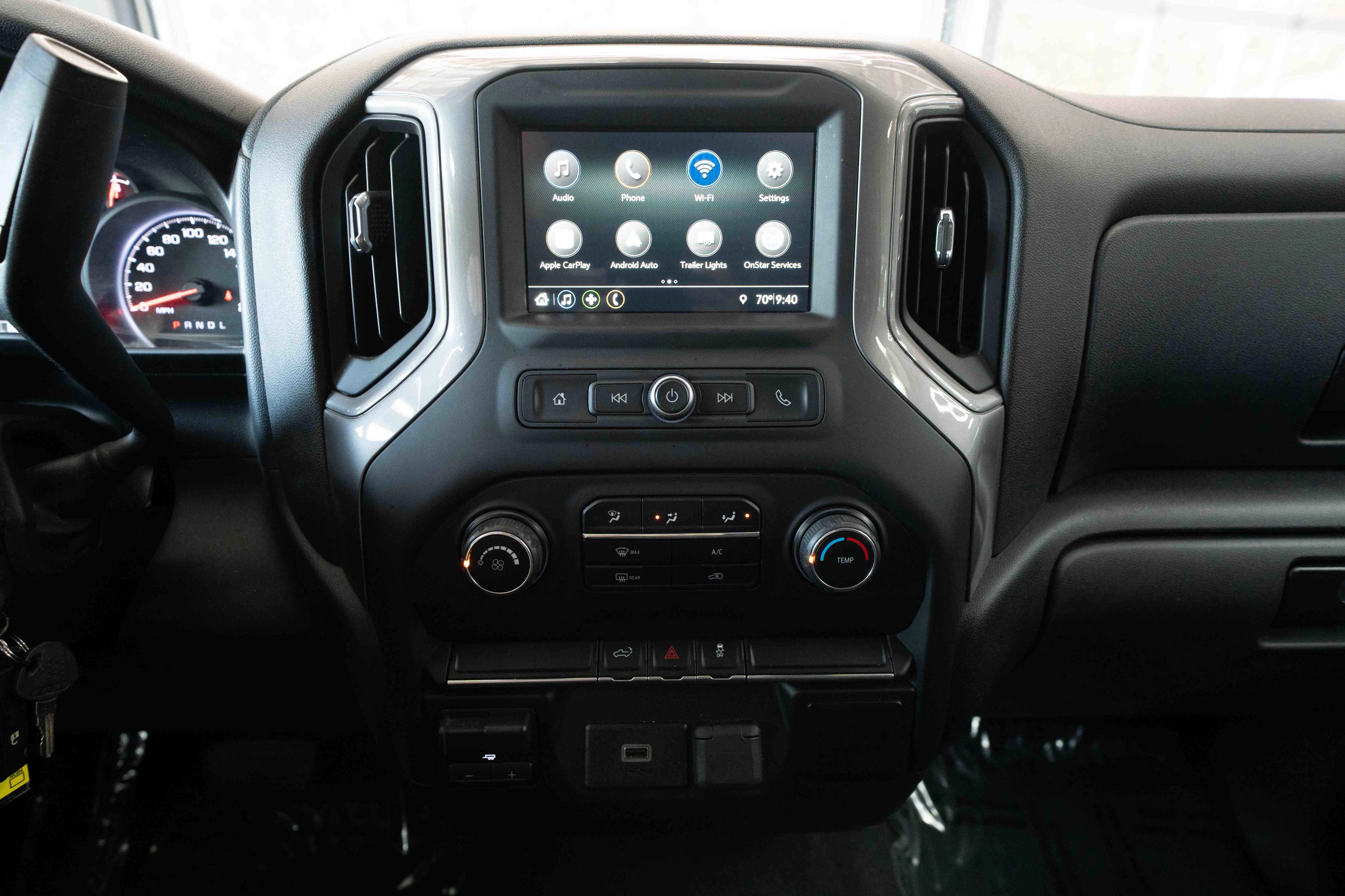 Used 2019 Chevrolet Silverado 1500 Custom w/ Custom Value Package AWD/4WD image 17