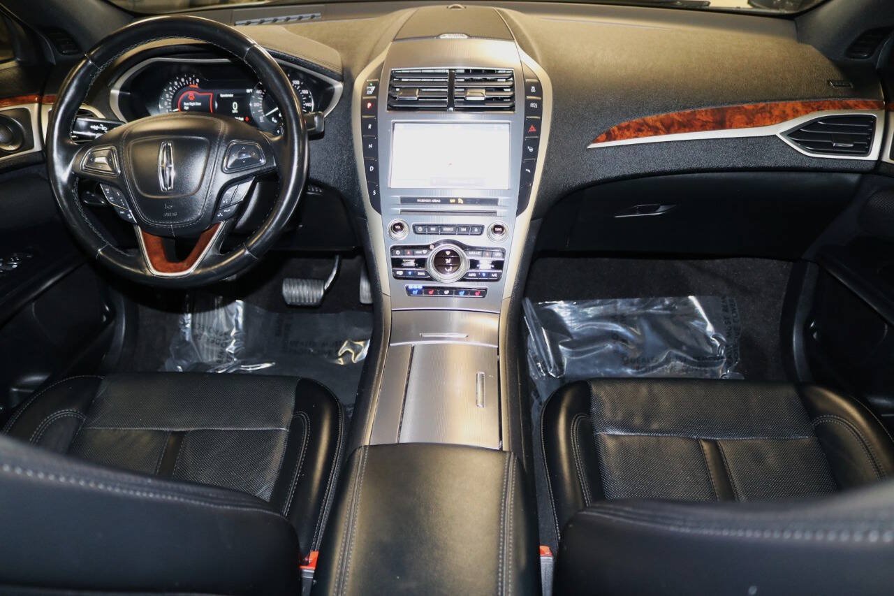 Used 2020 Lincoln MKZ Reserve w/ Elements Package FWD image 16