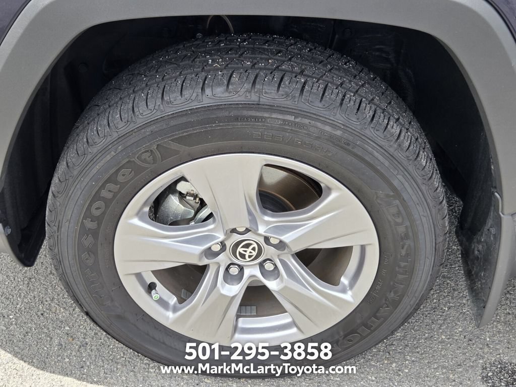 Certified 2025 Toyota RAV4 XLE w/ Convenience Package AWD/4WD image 16