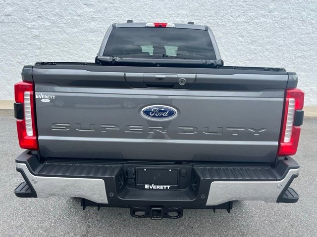 Used 2025 Ford F250 Lariat w/ Chrome Package image 7