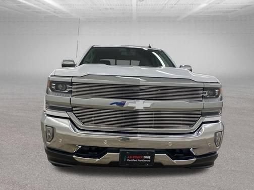 Used 2017 Chevrolet Silverado 1500 LTZ w/ Sport Package AWD/4WD image 7