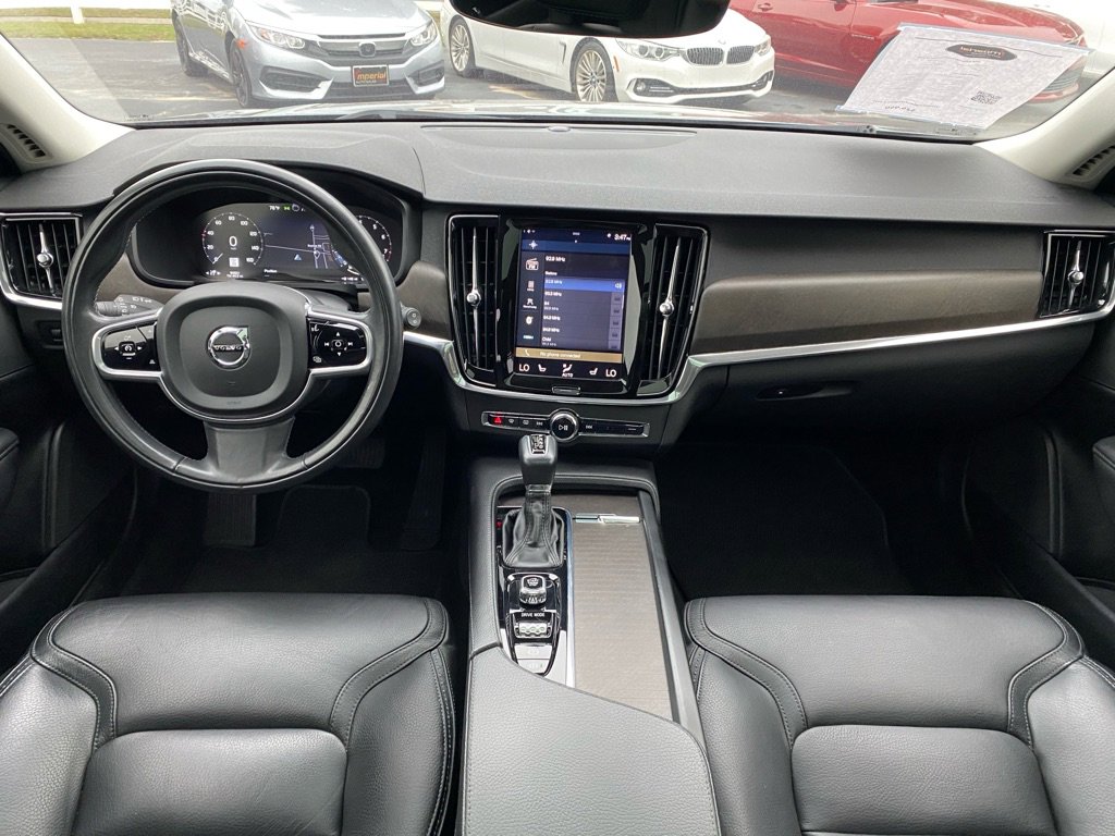 Used 2018 Volvo V90 T6 Cross Country w/ Convenience Package image 19