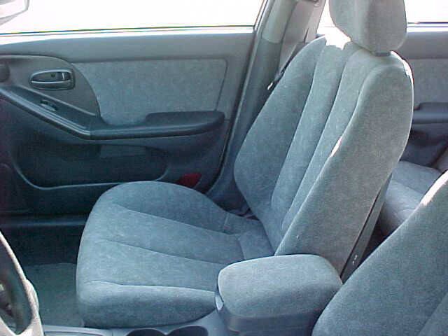 Used 2003 Hyundai Elantra GLS FWD image 13