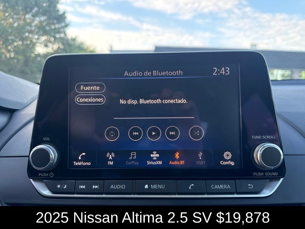 Used 2025 Nissan Altima 2.5 SV FWD image 23