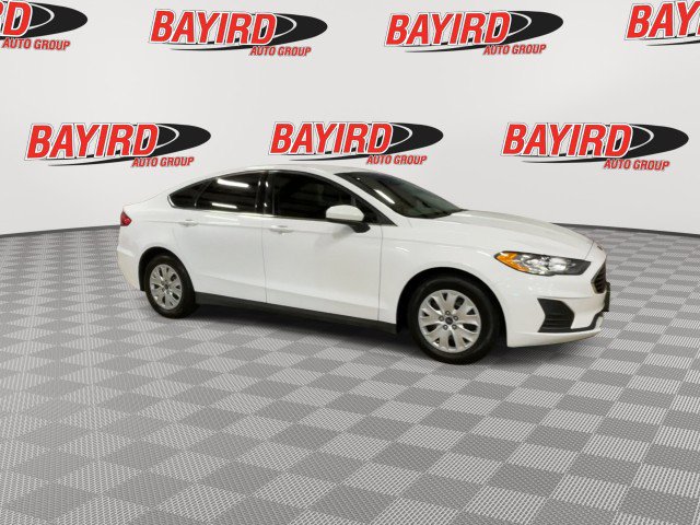 Used 2020 Ford Fusion S image 2