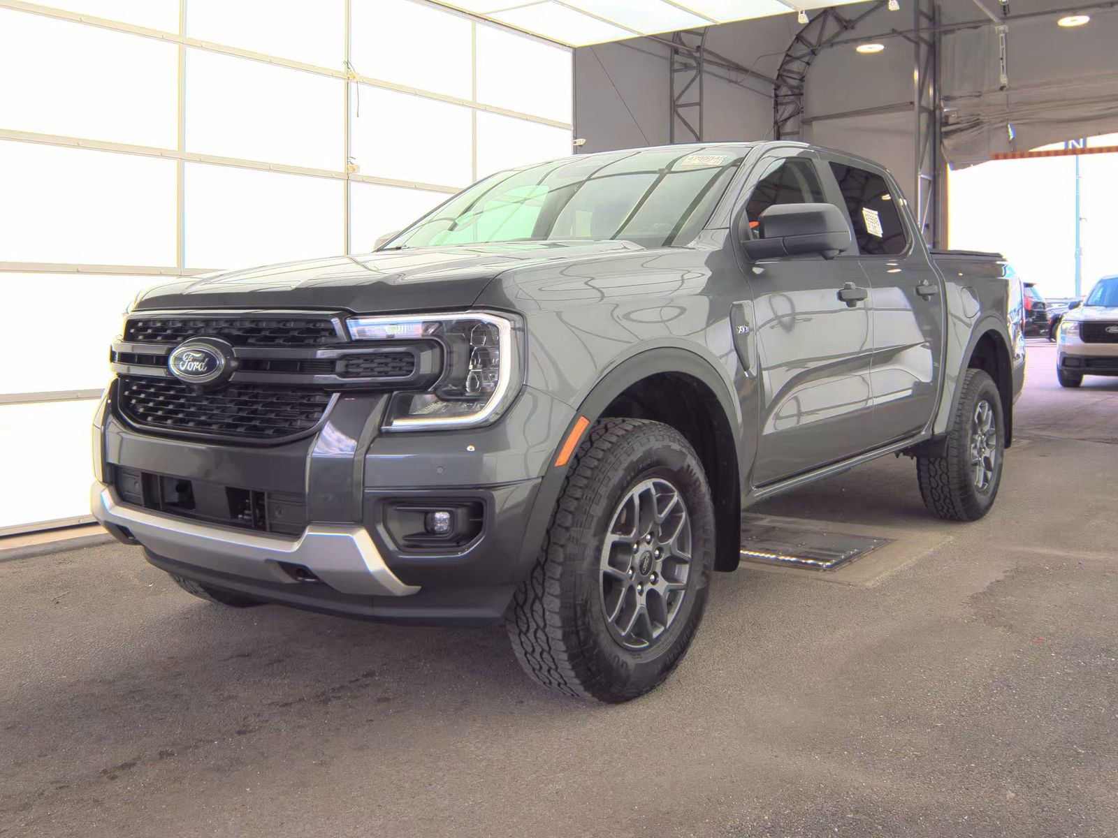 Used 2025 Ford Ranger XLT AWD/4WD image 3
