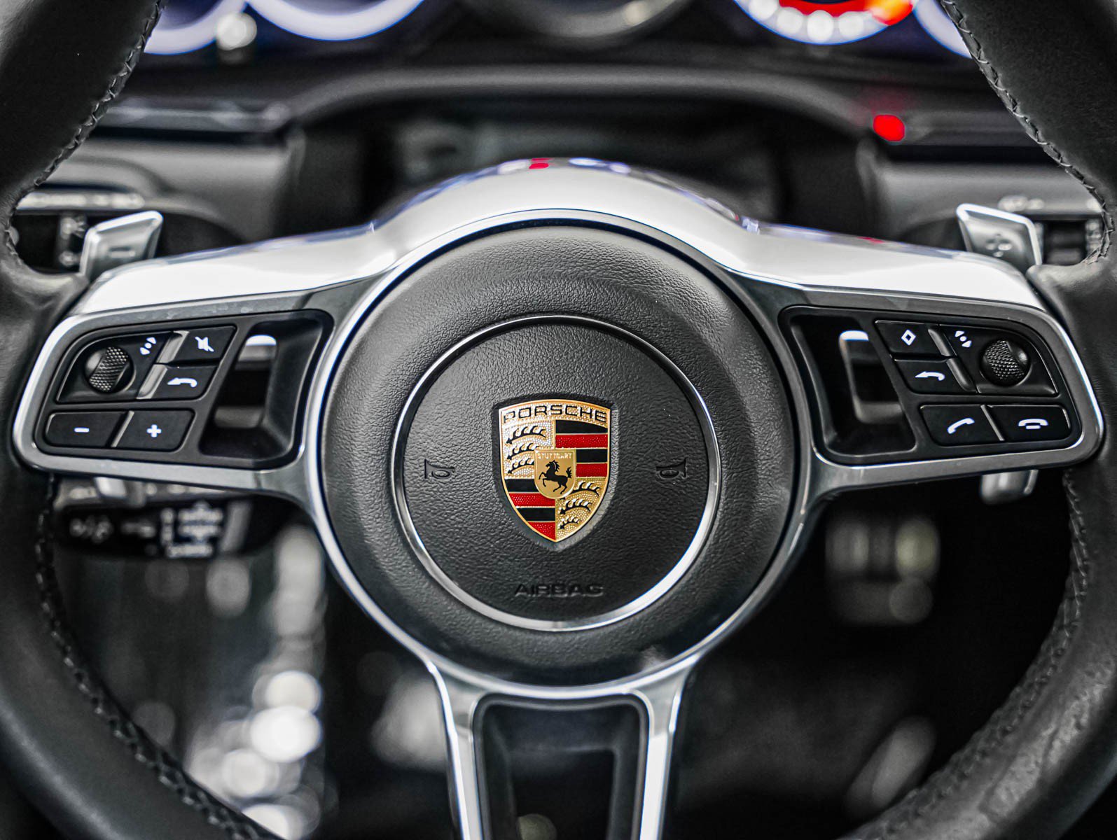 Certified 2023 Porsche Cayenne S Platinum AWD/4WD image 17