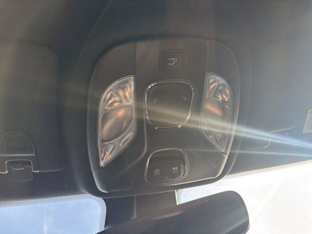 Used 2025 Jeep Compass Limited w/ Elite Group AWD/4WD image 28