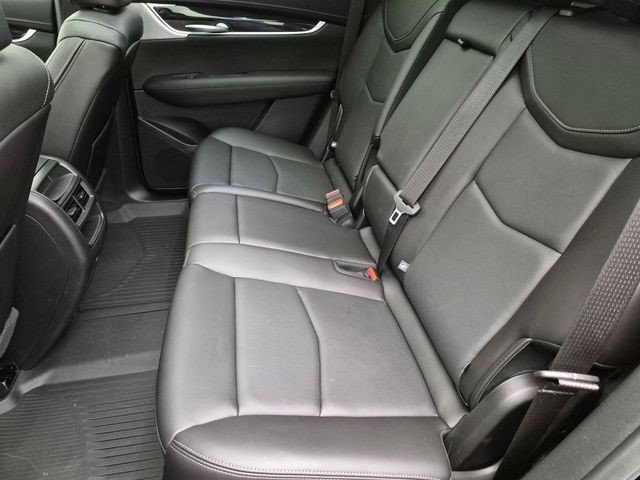 Certified 2023 Cadillac XT5 Premium Luxury w/ LPO, Floor Liner Package AWD/4WD image 21