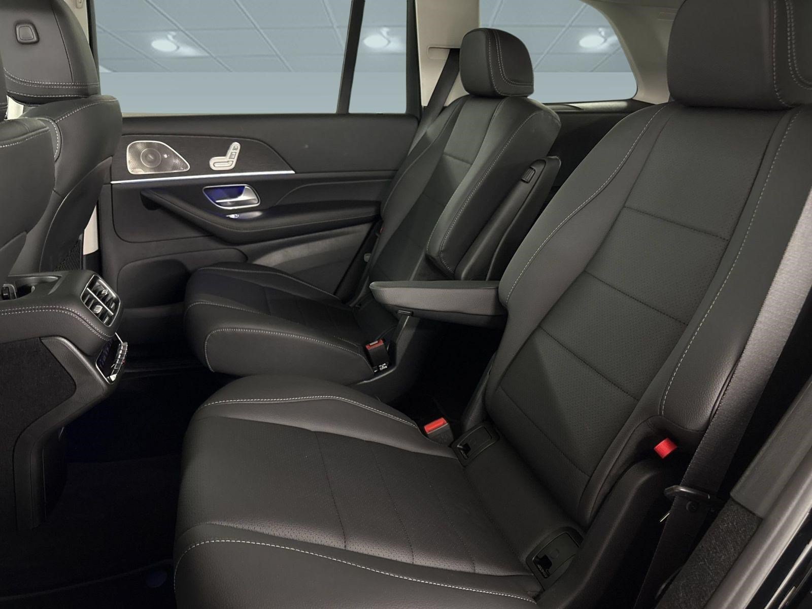 New 2026 Mercedes-Benz GLS 450 4MATIC image 23