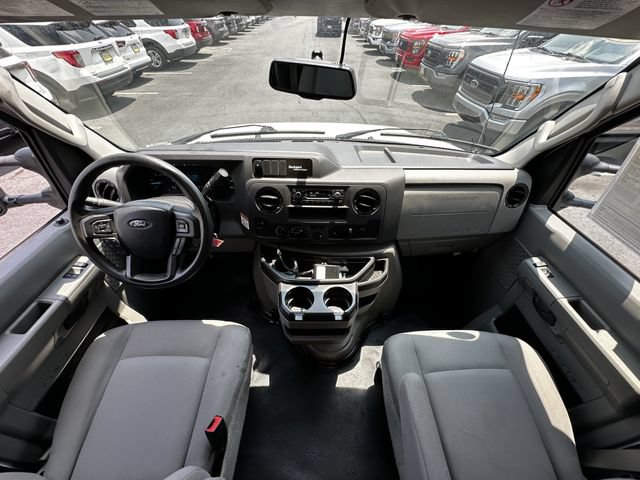 Certified 2024 Ford E-450 and Econoline 450 Super Duty w/ Power Windows & Locks Group RWD image 3