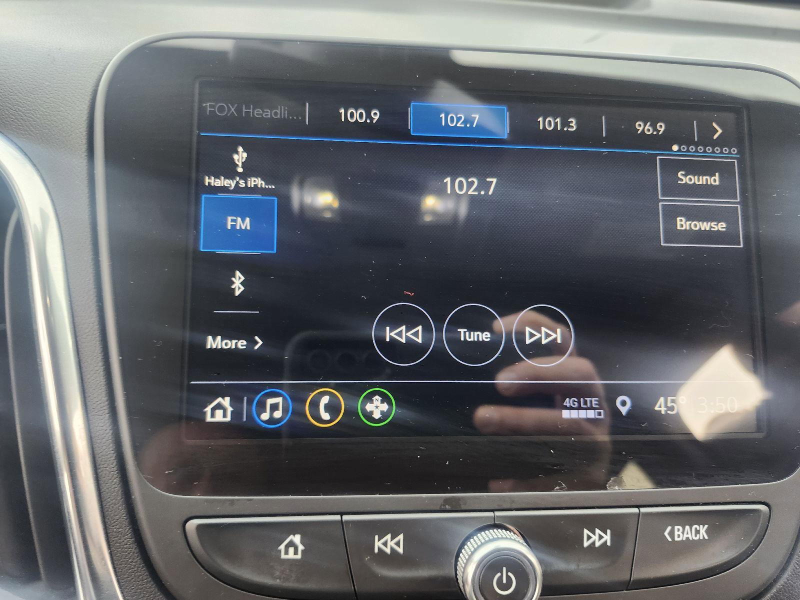 Used 2020 Chevrolet Equinox Premier image 16