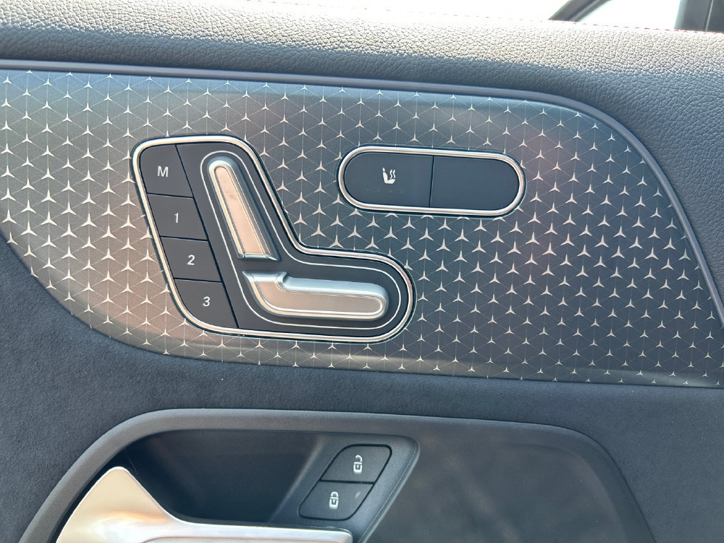 New 2026 Mercedes-Benz GLA 35 AMG 4MATIC image 11