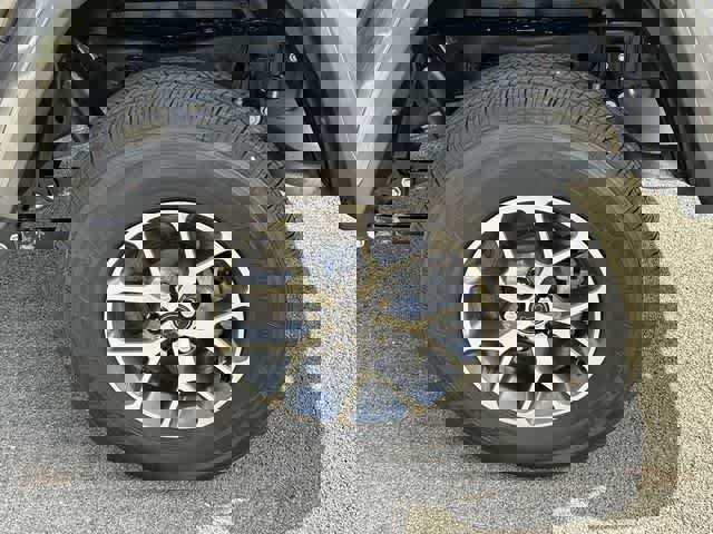 Used 2025 Jeep Gladiator Sport image 5