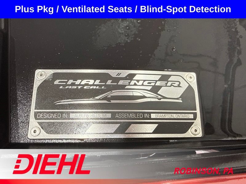 Used 2023 Dodge Challenger R/T Scat Pack w/ Plus Package RWD image 40