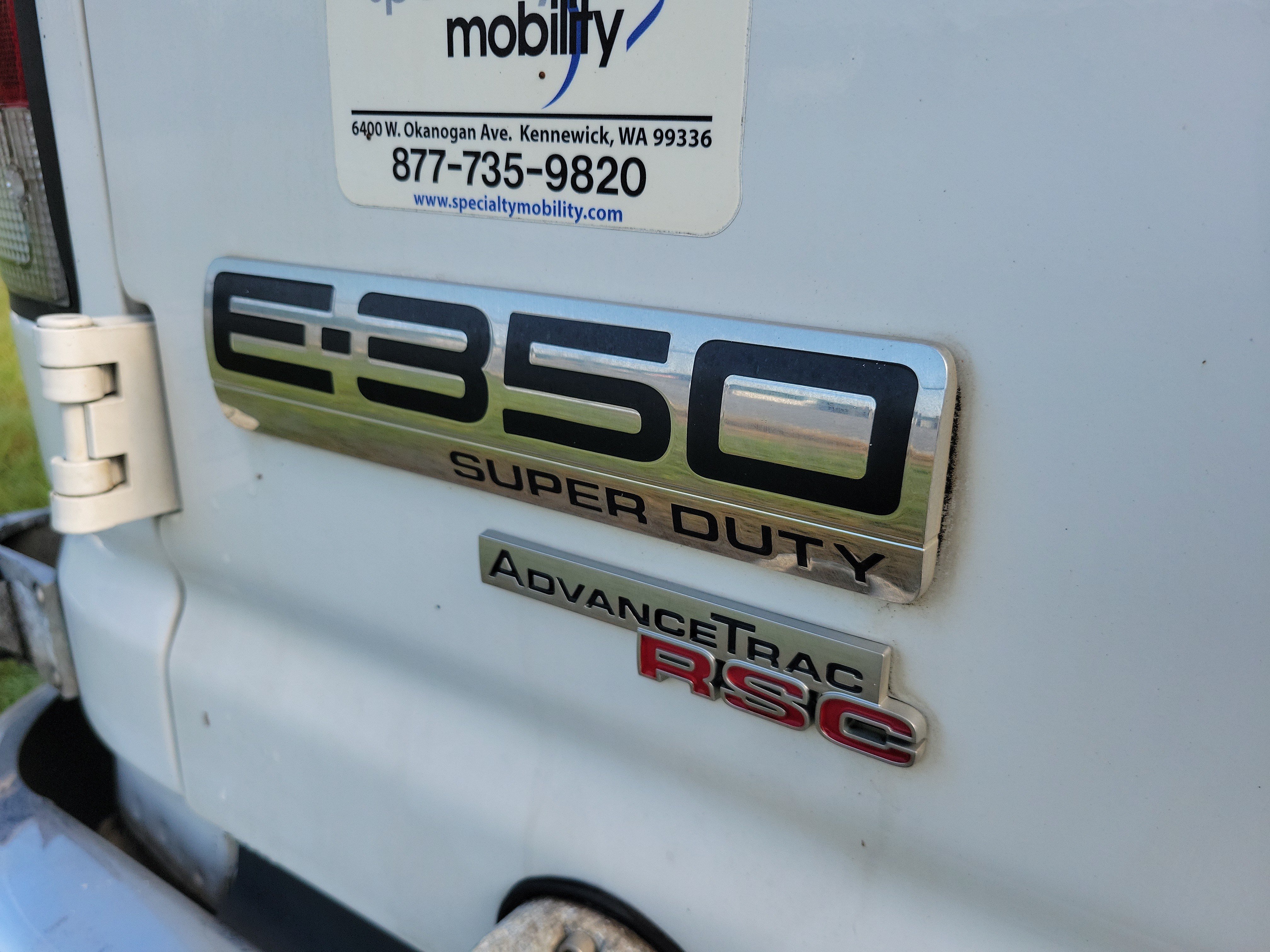 Used 2012 Ford E-350 and Econoline 350 Extended Super Duty w/ PWR Group RWD image 10