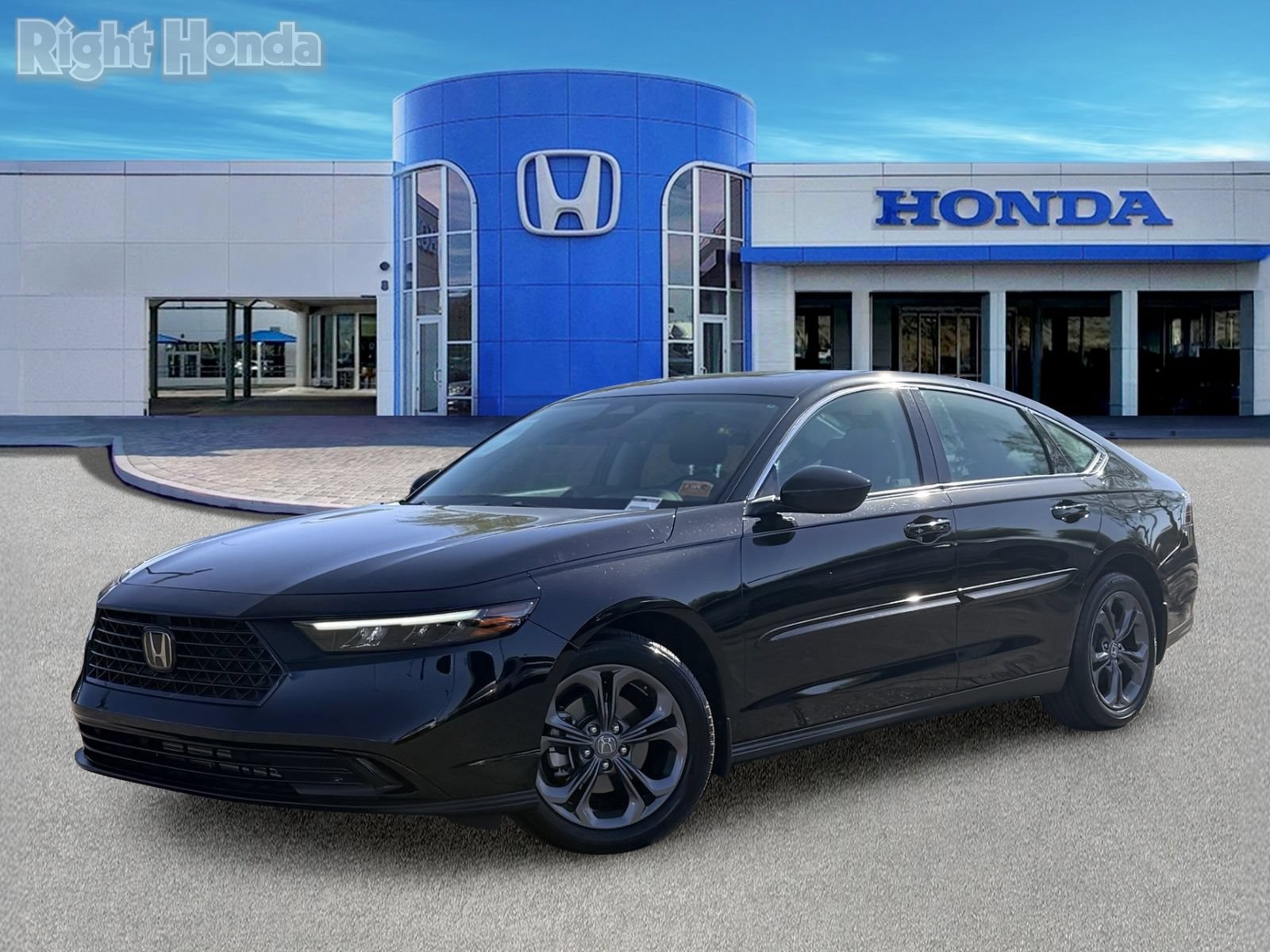 Used 2023 Honda Accord EX image 2