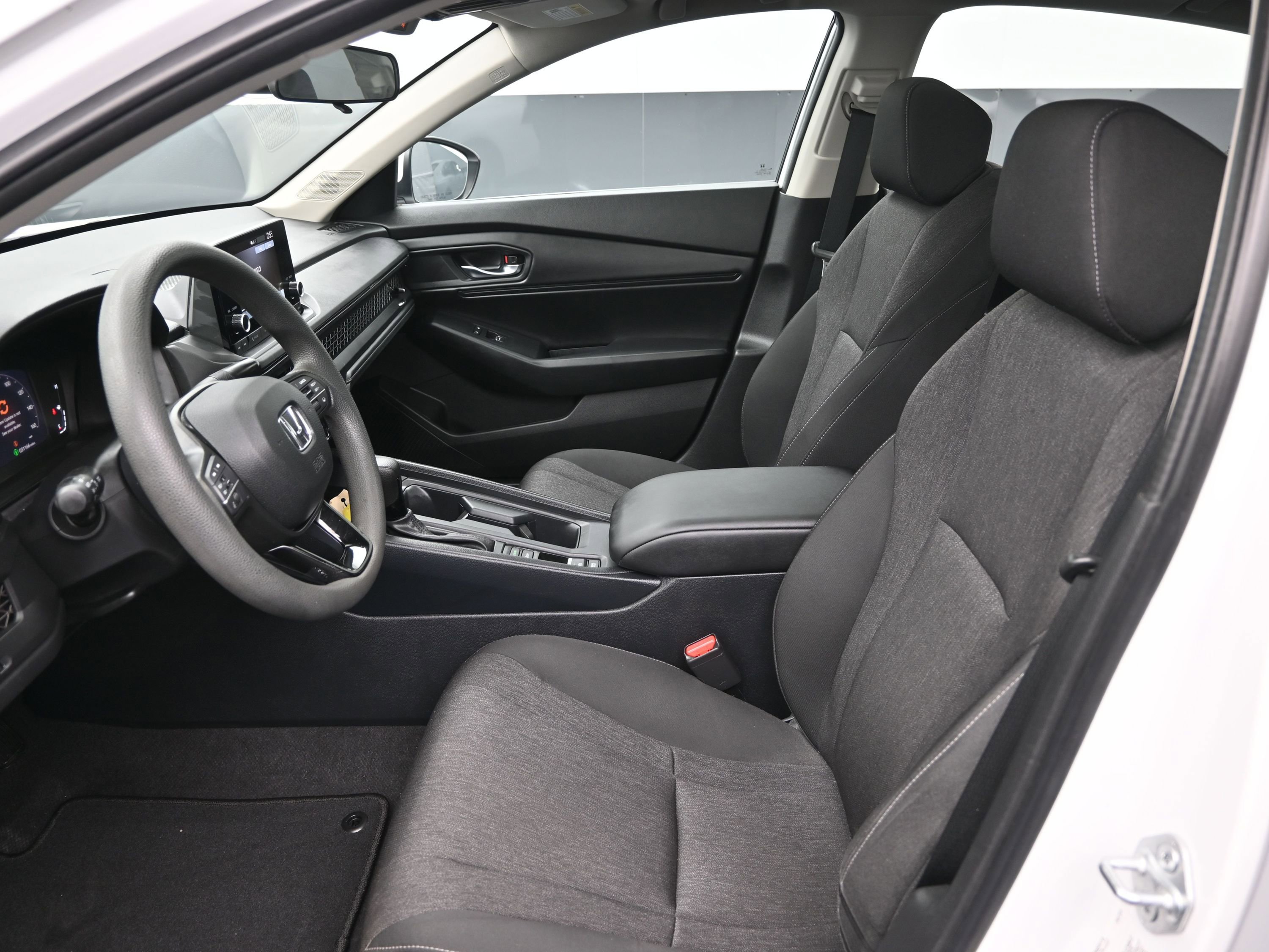 Certified 2023 Honda Accord EX image 17