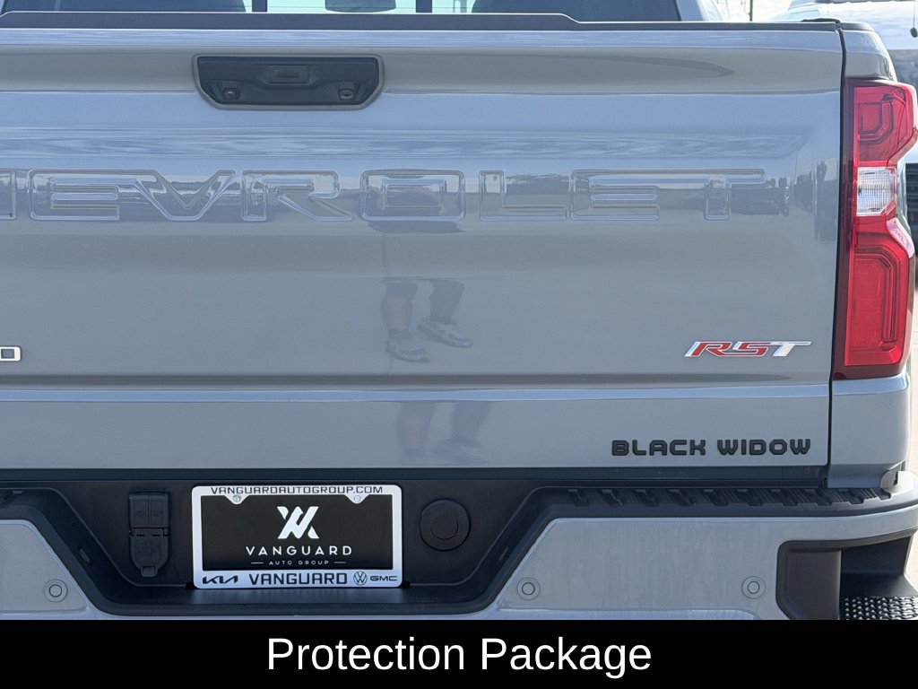 Used 2025 Chevrolet Silverado 1500 RST AWD/4WD image 9