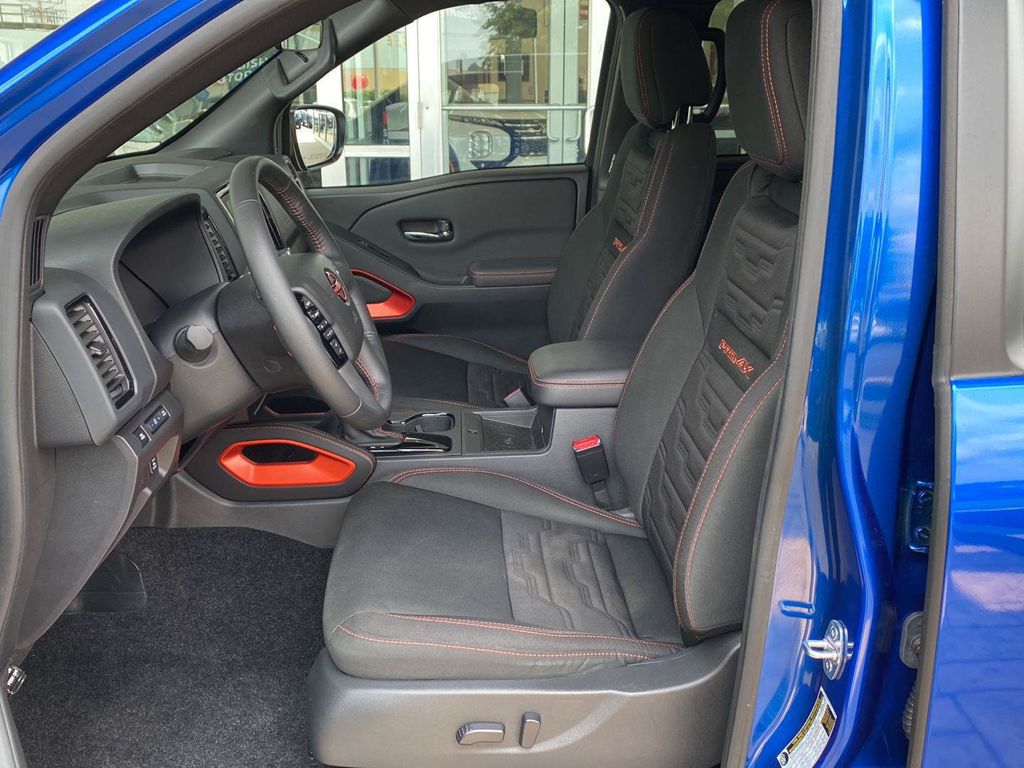 Certified 2024 Nissan Frontier PRO-4X w/ Pro Convenience Package AWD/4WD image 19