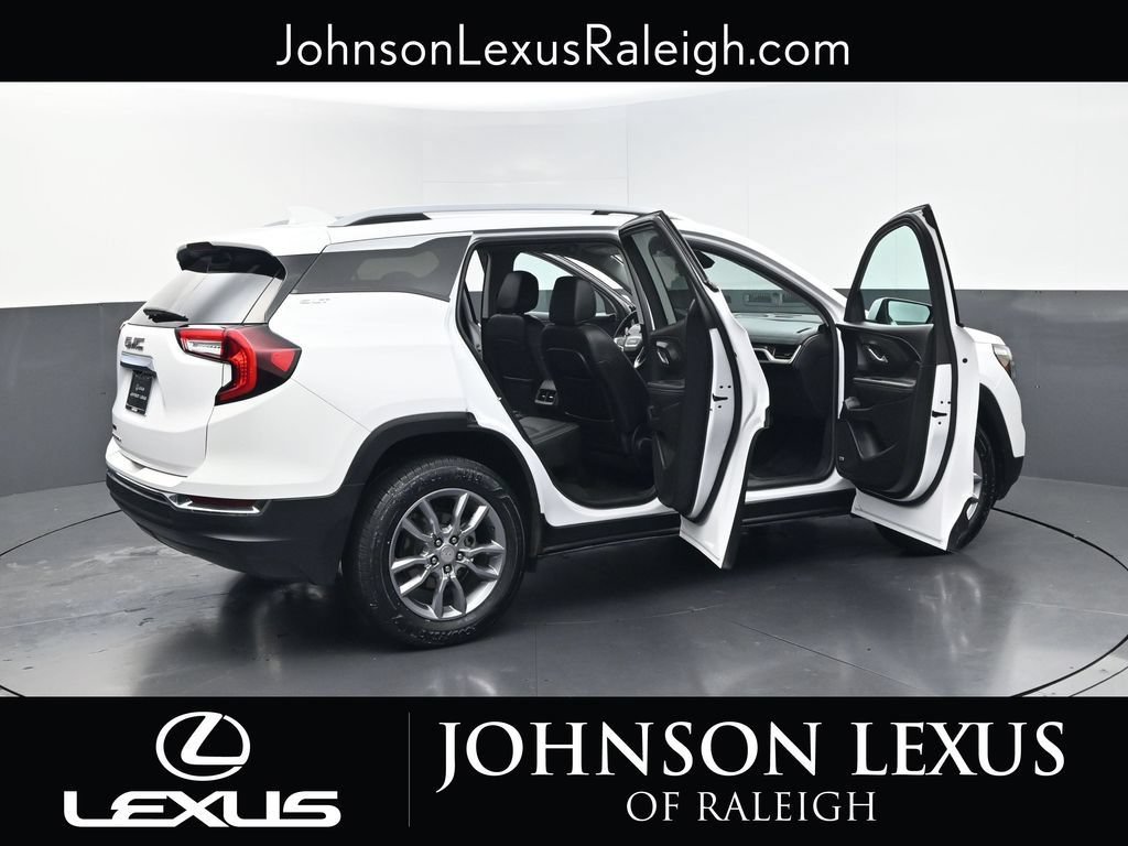 Used 2022 GMC Terrain SLT w/ Infotainment Package II FWD image 31